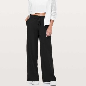 Lululemon Still Pant 8 Reg